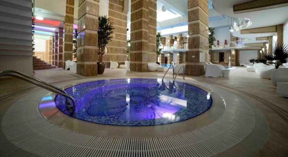RoşuMilitari Luxury Flat公寓 外观 照片